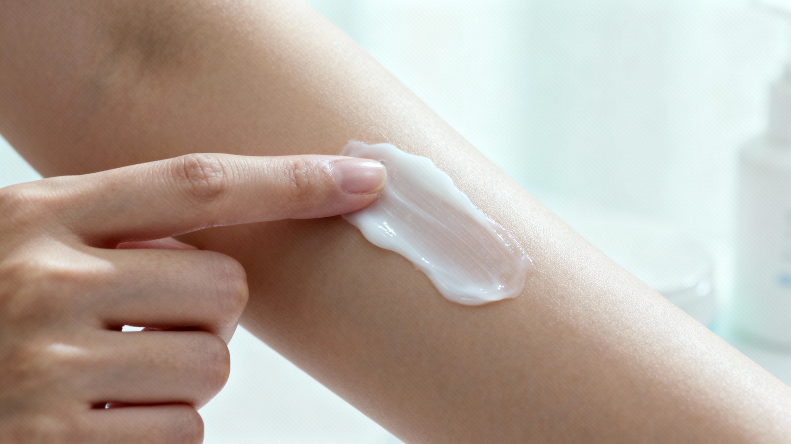 Featured image for End the Itch: Uncovering the Best Ointments for Skin Irritation